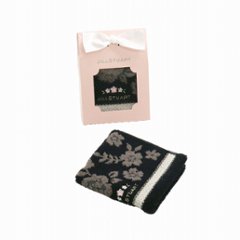 ジルスチュアート ポンポネタオルハンカチ(ブラック) 58-3229090 の画像