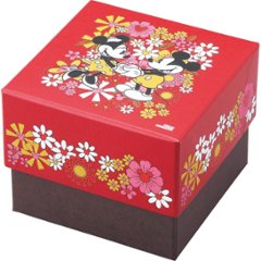 【母の日専用】ボックスフラワーアレンジメント（ミッキー＆ミニー）商品のお届け期間：5.6(水)～5.10(日)。5月6日以降のご注文は「遅れてごめんね」対応となります。画像