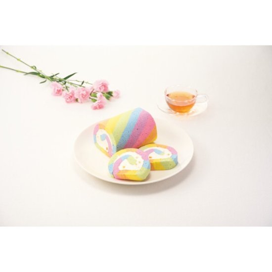 【母の日専用】新杵堂　レインボーロール商品のお届け期間：5.6(水)～5.10(日)。5月1日以降のご注文は「遅れてごめんね」対応となります。画像