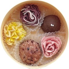 【母の日専用】出雲おはぎ（５個）商品のお届け期間：5.6(水)～5.10(日)。5月6日以降のご注文は「遅れてごめんね」対応となります。の画像