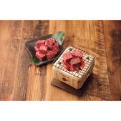 【母の日専用】鹿児島県産黒毛和牛モモひとくちステーキ（３００ｇ）商品のお届け期間：5.6(水)～5.10(日)。4月27日以降のご注文は「遅れてごめんね」対応となります。画像