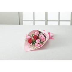 【母の日専用】母の日　バラとスプレーカーネーションの花束商品のお届け期間：5.6(水)～5.10(日)。5月6日以降のご注文は「遅れてごめんね」対応となります。画像