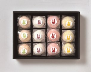 【北海道直送】 小山製麩所 ふわふわ大福１２個セット 【全国送料込】(沖縄・離島除く)の画像