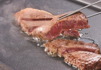 【北海道直送】 大金畜産 北海道産熟成牛 サーロインステーキ用 300ｇ 【全国送料込】(沖縄・離島除く)画像