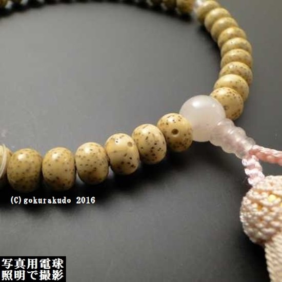 女性用略式数珠 星月菩提樹みかん玉 ローズクオーツ入 正絹頭付房ピンク色画像