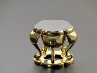 梅型仏器台3.0寸（側面）総金（本金）の画像