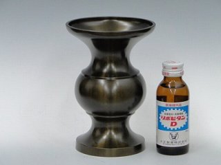 丸型花立て（色付き）　5.5寸 画像
