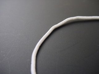 数珠用正絹紐１番（白）　1ｍ当たり画像