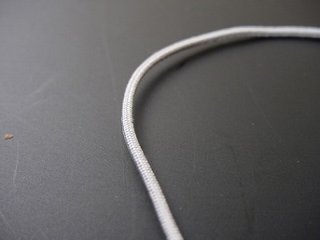 数珠用正絹紐5番（明るめのグレー）　1ｍ当たり画像