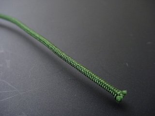 数珠用正絹紐32番（濃い緑色）　1ｍ当たり画像