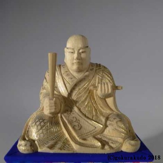 日蓮聖人像 2寸 檜 金箔台座（国産）画像