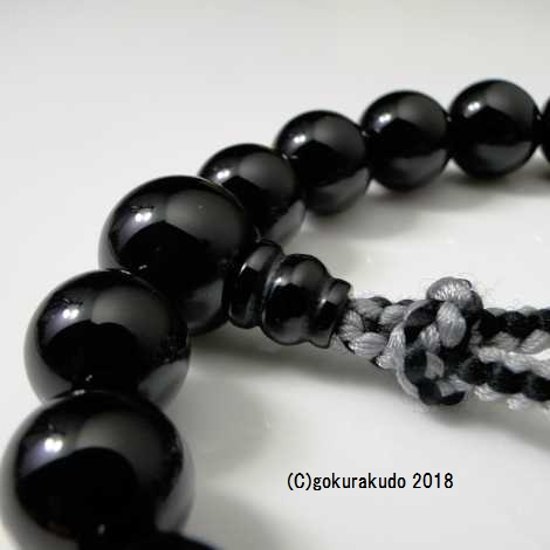 数珠 男性用 総ブラックオニキス 主玉（おもだま）22個入 正絹利休房４番（シルバーグレー系色）画像