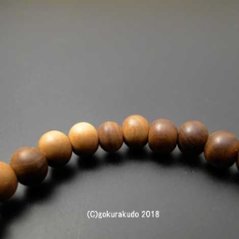  数珠ブレス 総白檀 主玉尺玉（穴～穴約6mmm）画像