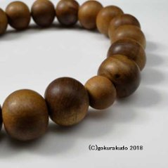 数珠ブレス 総白檀 主玉10mm玉画像