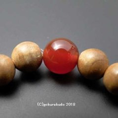 数珠ブレス 主玉白檀8mm 親・2天メノウ入画像