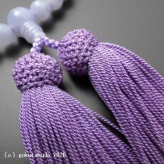 数珠 女性用 総カルセドニー 主玉7ｍｍ 正絹頭房藤色画像