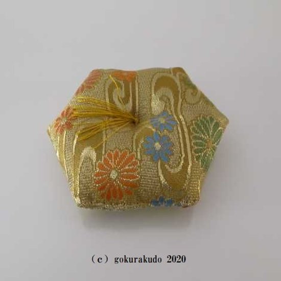 小菊綴れ六角布団　2.5寸画像