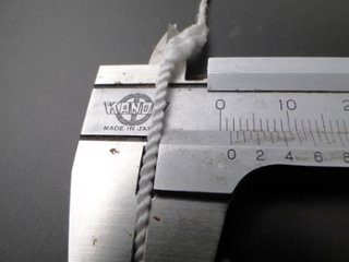 数珠用中糸 先端加工済み 1m（白）5号 画像