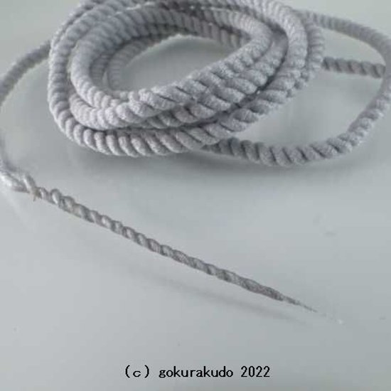 数珠用中糸 先端加工済み 1m（グレー）3.0号 画像