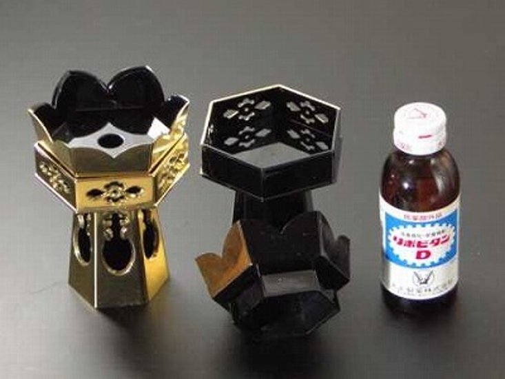 プラスチック製供華（けそく・くげ）　６角前金　2．5寸 画像