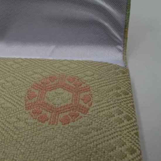 正絹２つ折り数珠入れ 白っぽい金茶地G-nh2画像