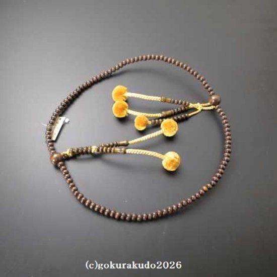 数珠 日蓮宗・法華宗 総紅梅 尺 金茶色菊房 [紙箱入り]画像