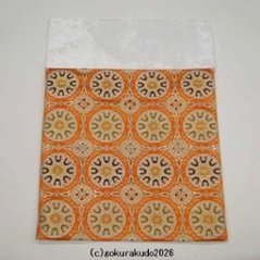 四角打敷き(金襴の布)尺四 正絹 朱色地に四釜柄 の画像