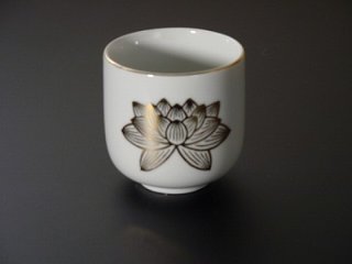 湯飲み・茶湯器／蓮絵柄2.2寸の画像