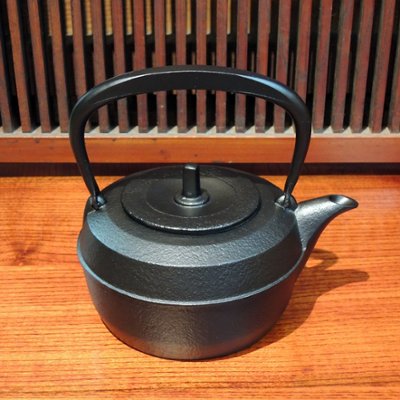 岩鋳　南部鐵器　鉄瓶　ケトルバウム　黒焼付　1.1ℓの画像