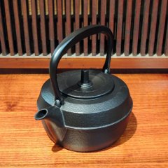 岩鋳　南部鐵器　鉄瓶　ケトルバウム　黒焼付　1.1ℓ画像