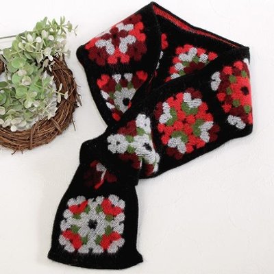 ラシクモア　フランス製プチマフラー（クロッシェ）レッドの画像