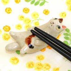 豆屋　箸置き（ねこ　あお向け両足あげ　ミケ濃茶）画像