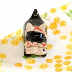 豆屋　箸置き（ドロボー猫　魚　クロ）画像