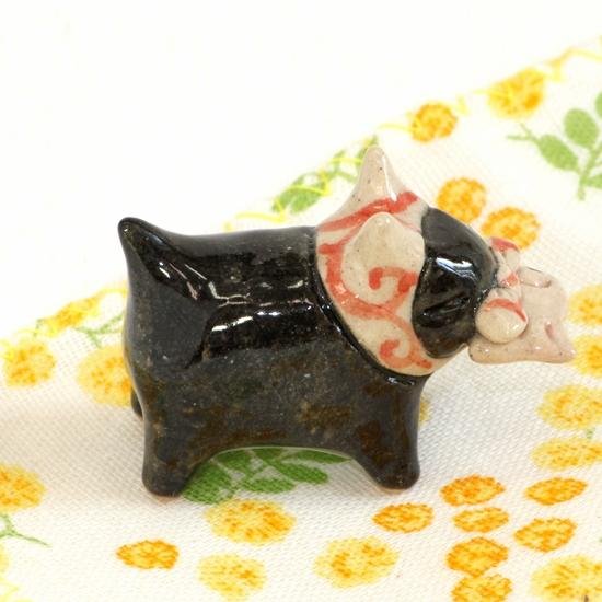 豆屋　箸置き（ドロボー猫　魚　クロ）画像