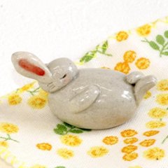 豆屋　箸置き（うさぎとかめ：うさぎ）画像