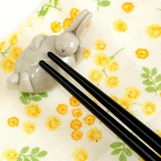 豆屋　箸置き（うさぎとかめ：うさぎ）画像