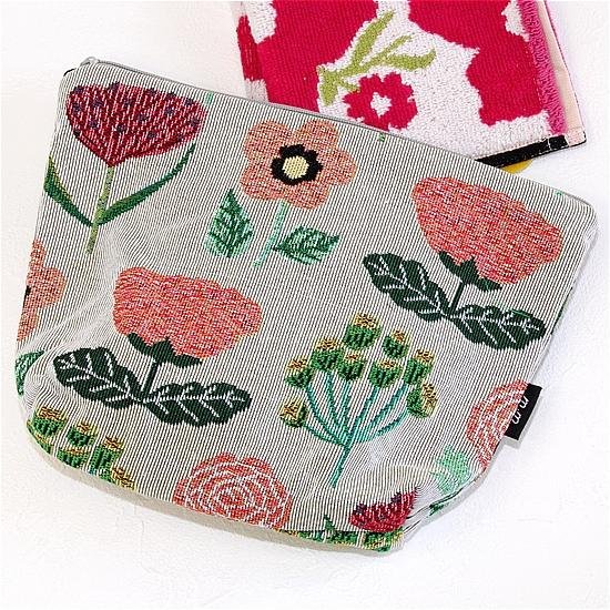 松尾ミユキ　トラベルポーチ（Flower01 IV）画像