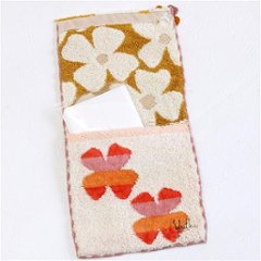 シビラ　ポケットハンカチ（イエローオーカー花）画像