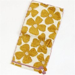 シビラ　ポケットハンカチ（イエローオーカー花）画像