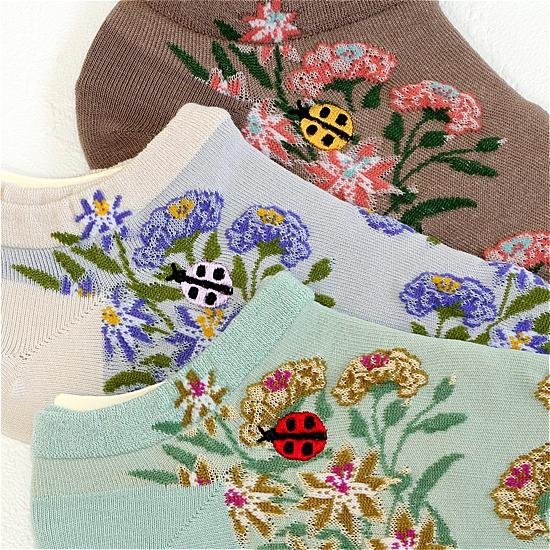 Plus Vanilla スニーカーソックス（てんとう虫刺繍）画像