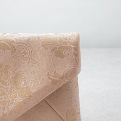 数寄屋袋35　二重蔓牡丹唐草文画像