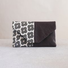 数寄屋袋37　仏蘭西花柄　グレーの画像