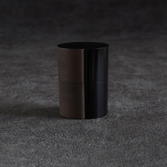 市松中次　銀黒画像