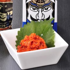 くらげうに (上) 40ｇ ミニビン詰　｜お酒のお供・細切りのくらげにあえた「うにあえもの」　｜壱岐　かつみのうに画像