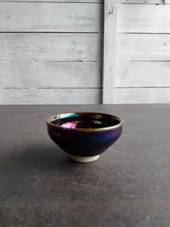 虹彩天目ぐい呑みの画像