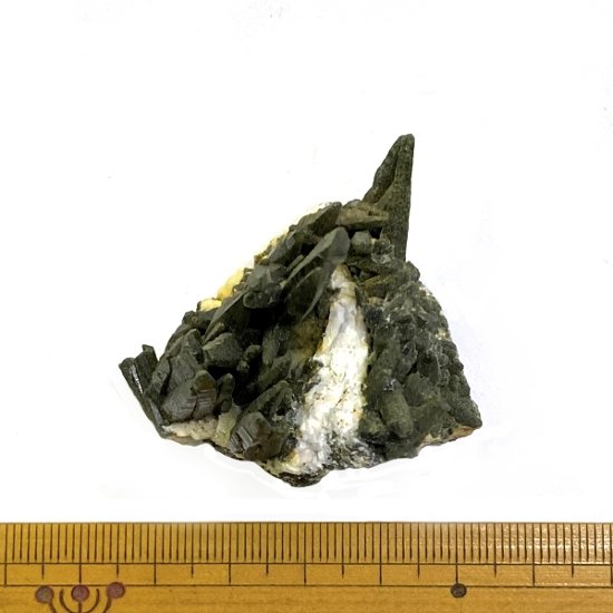 天然石  ガネーシュヒマール産 ヒマラヤ水晶 クラスター クローライトINクォーツ  限定品 945画像