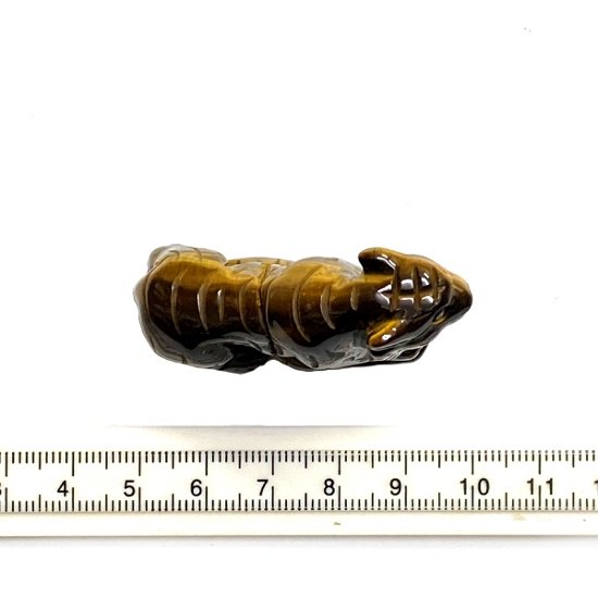 天然石 タイガーアイ 虎目石  虎の彫刻品 (2114）Mサイズ 画像