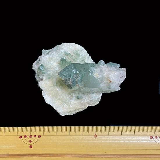 天然石  ヒマラヤ水晶　クラスター クローライトINクォーツ 原石（993）水晶原石画像