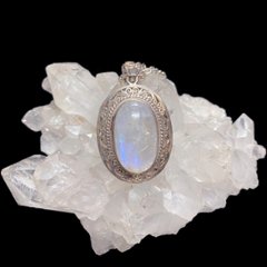 天然石 ブルームーンストーン ペンダント ネックレス（25112）シルバー磨き用布付 の画像