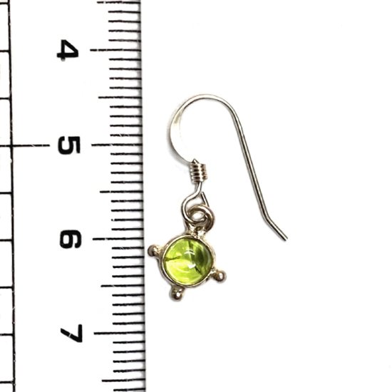 天然石 ペリドット ピアス  (25118)  ハンドメイド  シルバー磨き用布付画像